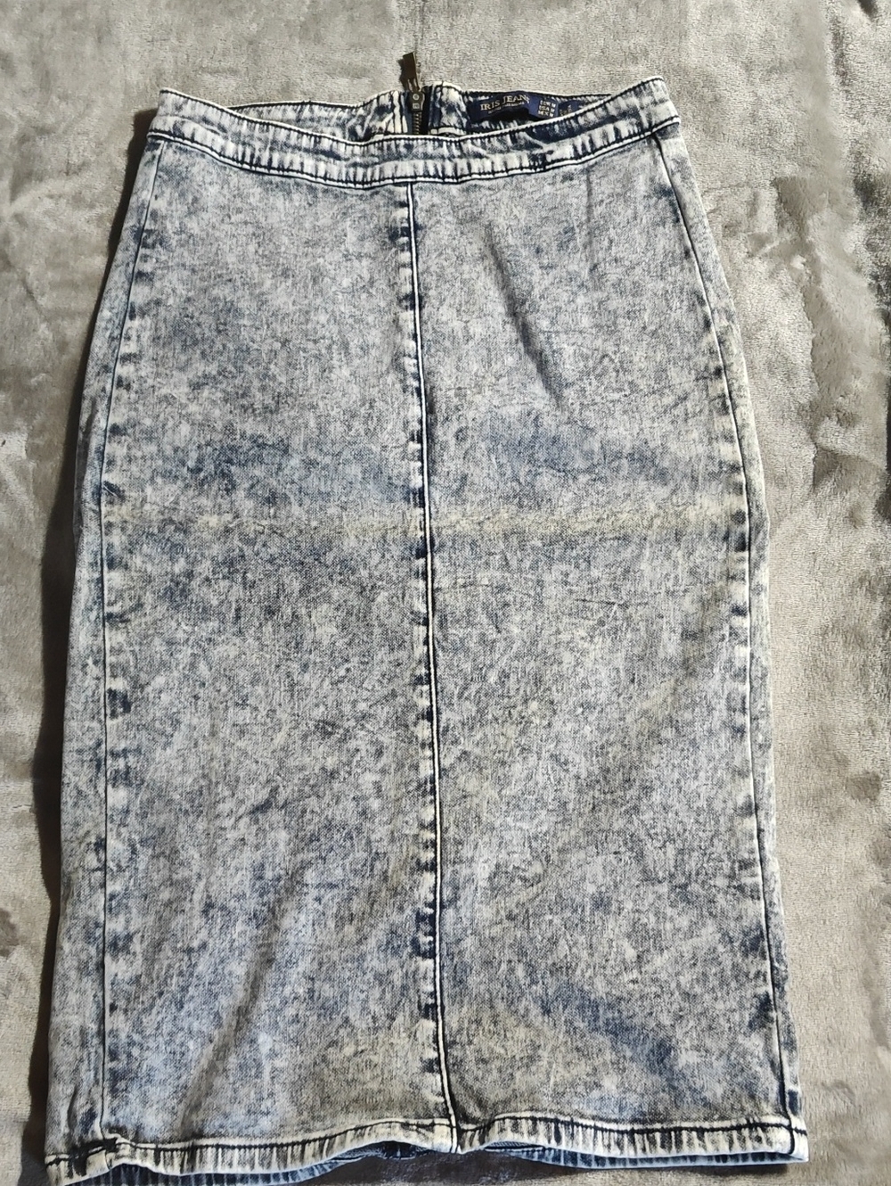 Acid-Wash Denim Pencil Skirt in Light Blue
